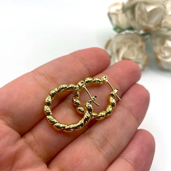 18k Gold Plated Small Twist Hoop Earrings - Picture 1 of 5